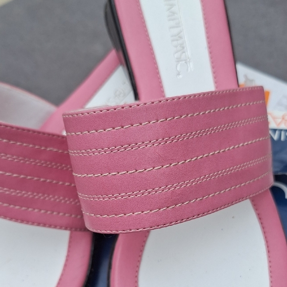 Pink Slide Sandals with Toe Loop and Ribbed Strap - Picture 5 of 9